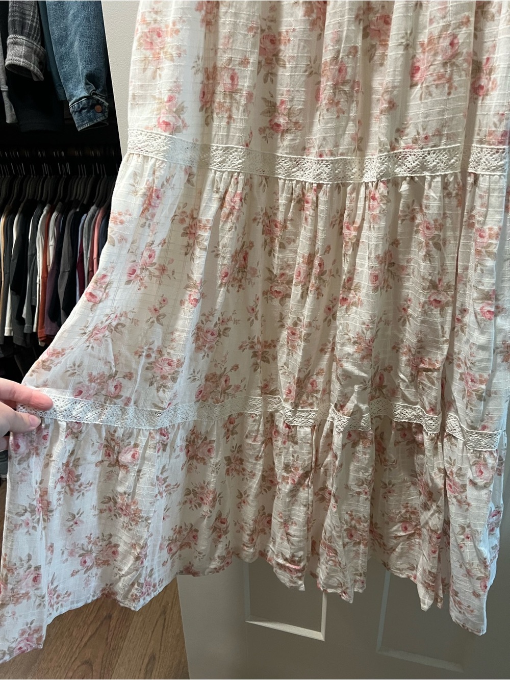 Altar’d state Margaret floral maxi dress - Picture 4 of 8